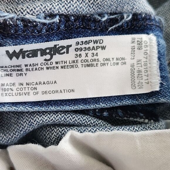 Wrangler Men's Straight Leg Jeans, 100% Cotton, 36x34 - Picture 5 of 9